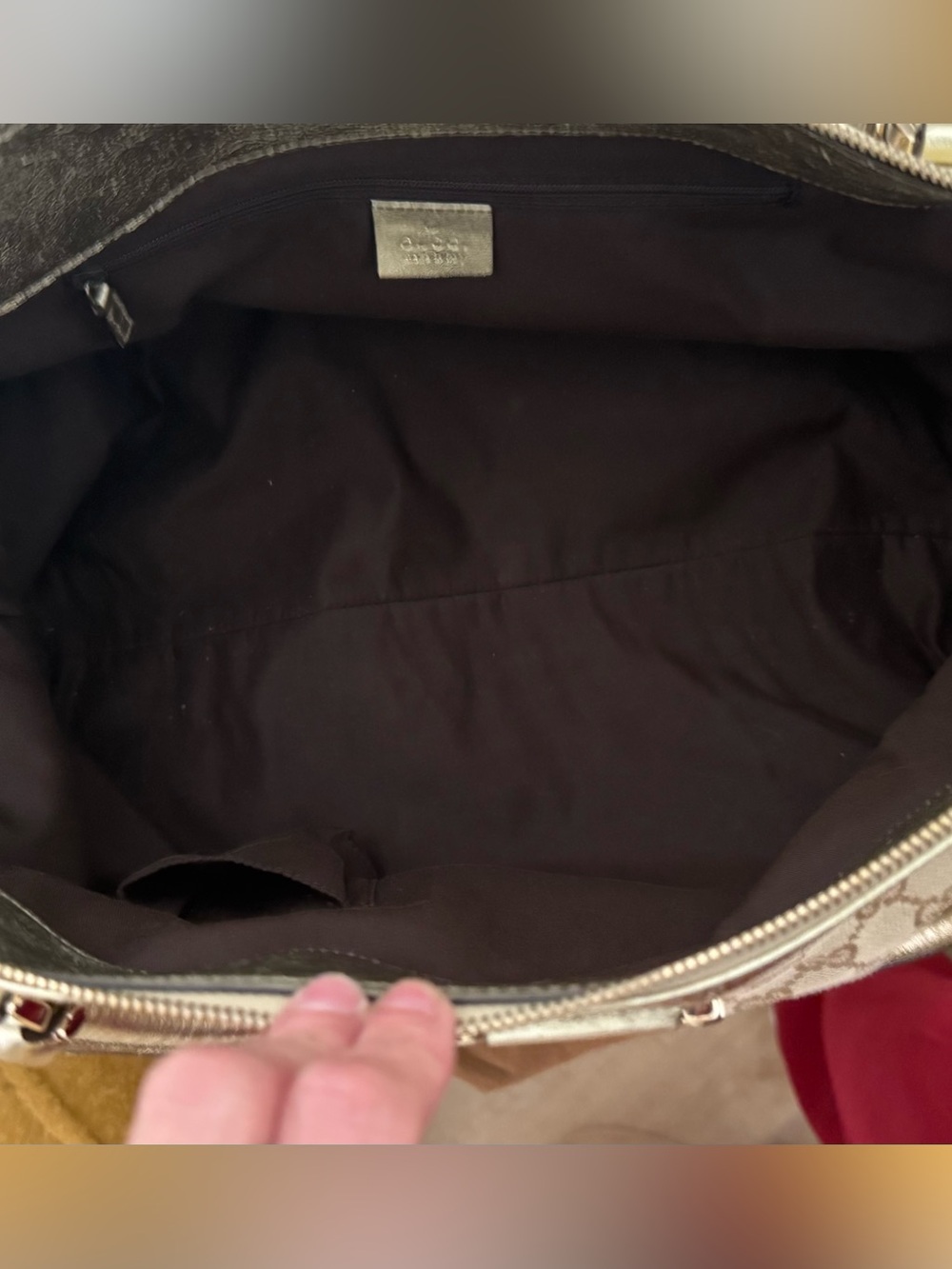 Gucci D-Ring Tote in GG Canvas with Gold Metallic Leather Trim - Picture 6 of 10